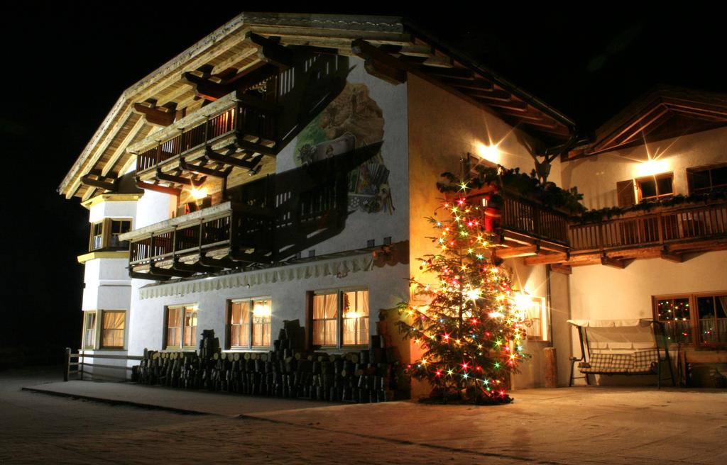 Hôtel Agritur Fior Di Bosco à Valfloriana Extérieur photo